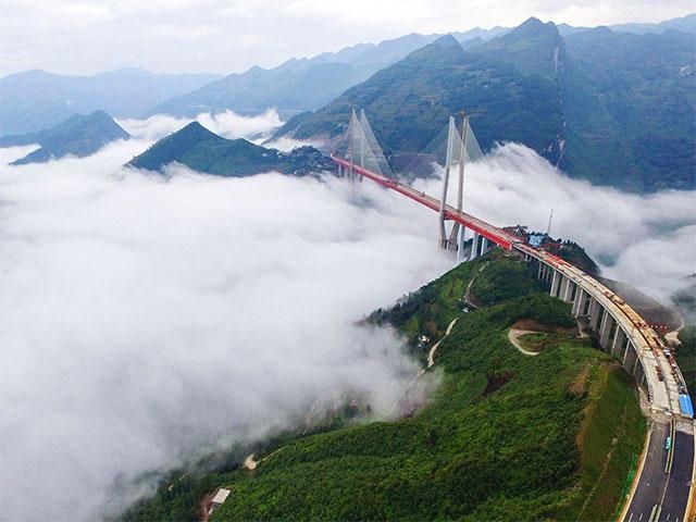 Beipanjiang Bridge, the world's tallest, opens- Video & Photos ...