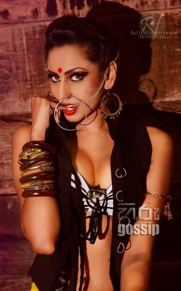 nilukshi-amanda-hiru-gossip-01.jpg